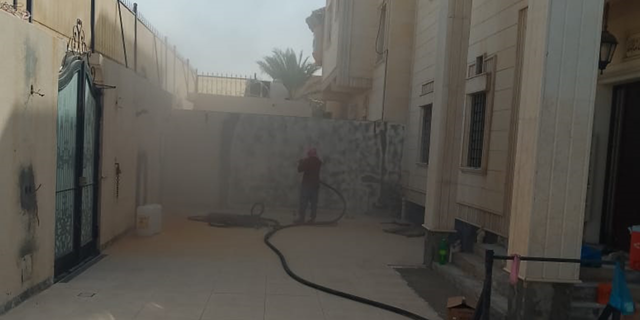 إزالة الصبغ بالرمالة